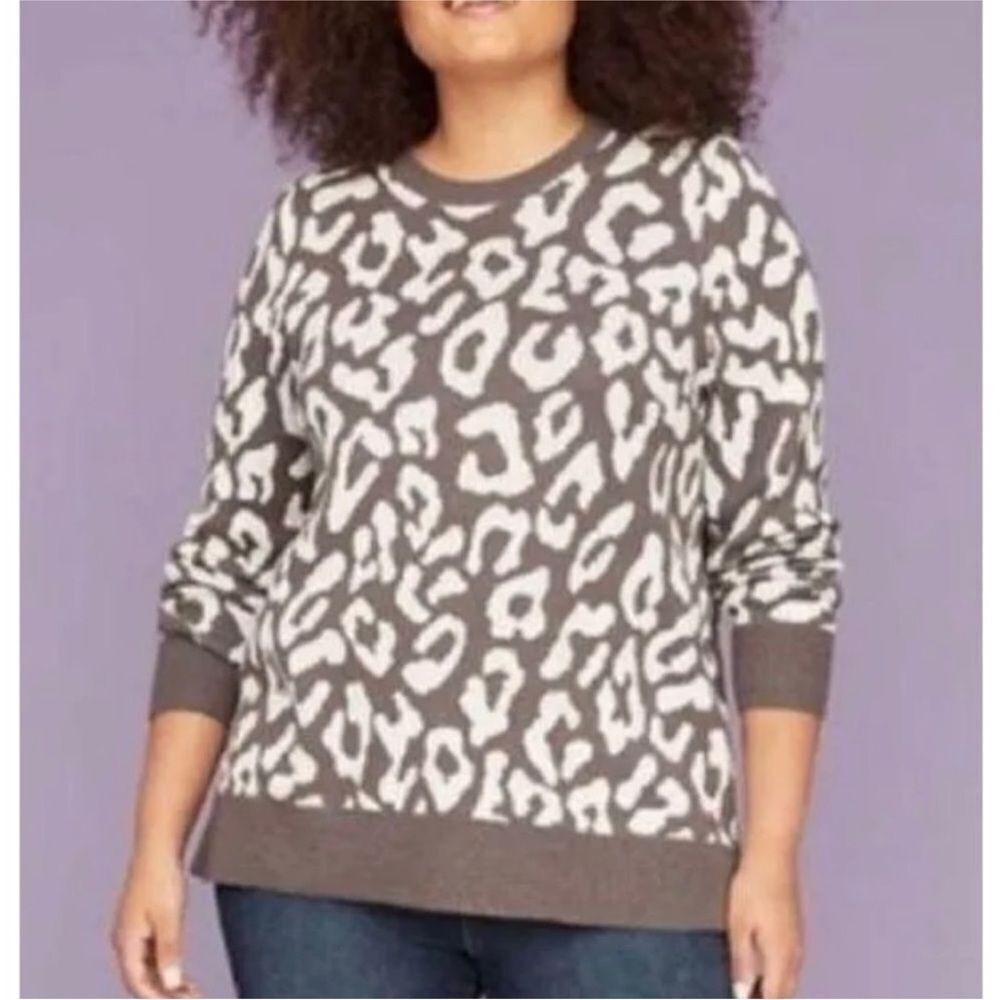 LANE BRYANT | Gray & White Leopard Animal Print Sweater Women’s Size 14/16